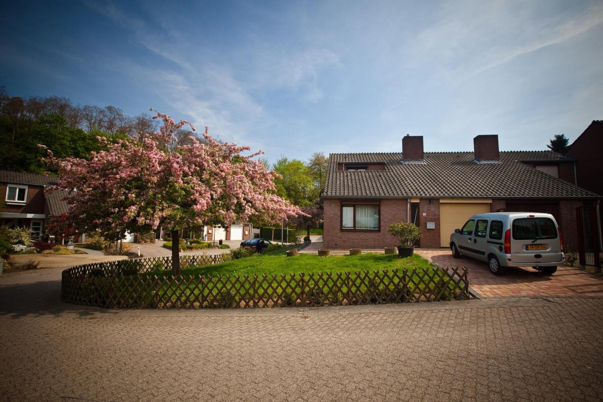 Rene's B&B Kerkrade Exterior foto